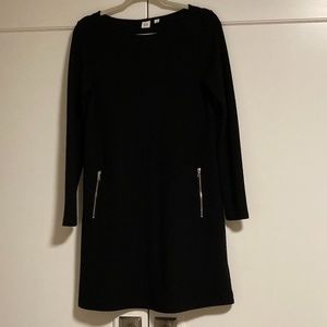 GAP Black Dress with front zip pockets detail